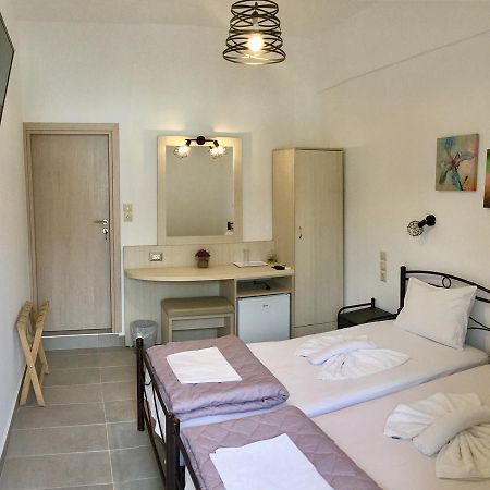 Platanos Rooms Sinoikismos Kambos ภายนอก รูปภาพ