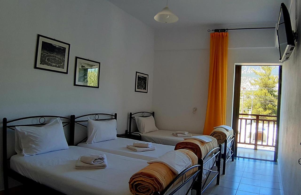 Platanos Rooms Sinoikismos Kambos ภายนอก รูปภาพ