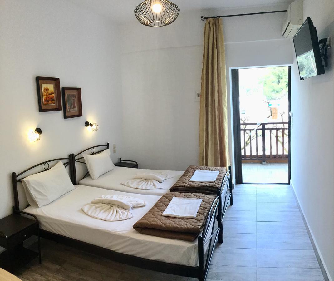 Platanos Rooms Sinoikismos Kambos ภายนอก รูปภาพ