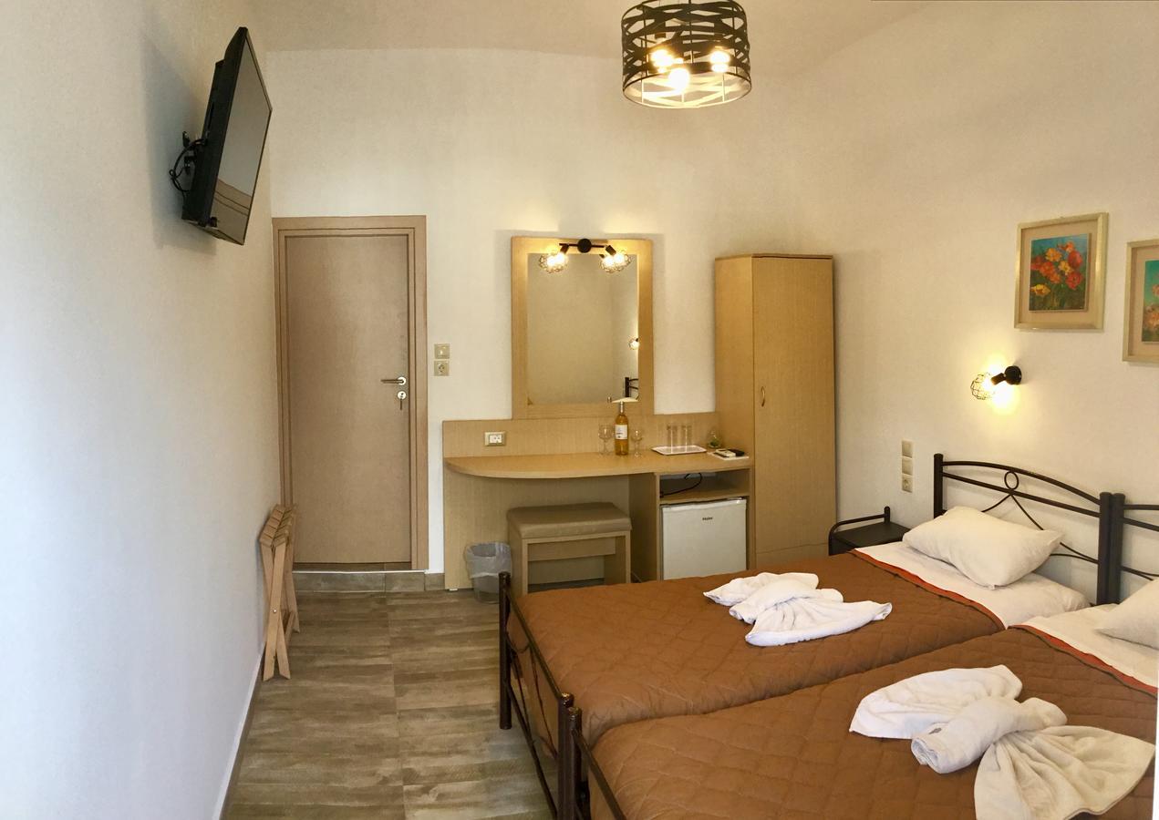 Platanos Rooms Sinoikismos Kambos ภายนอก รูปภาพ