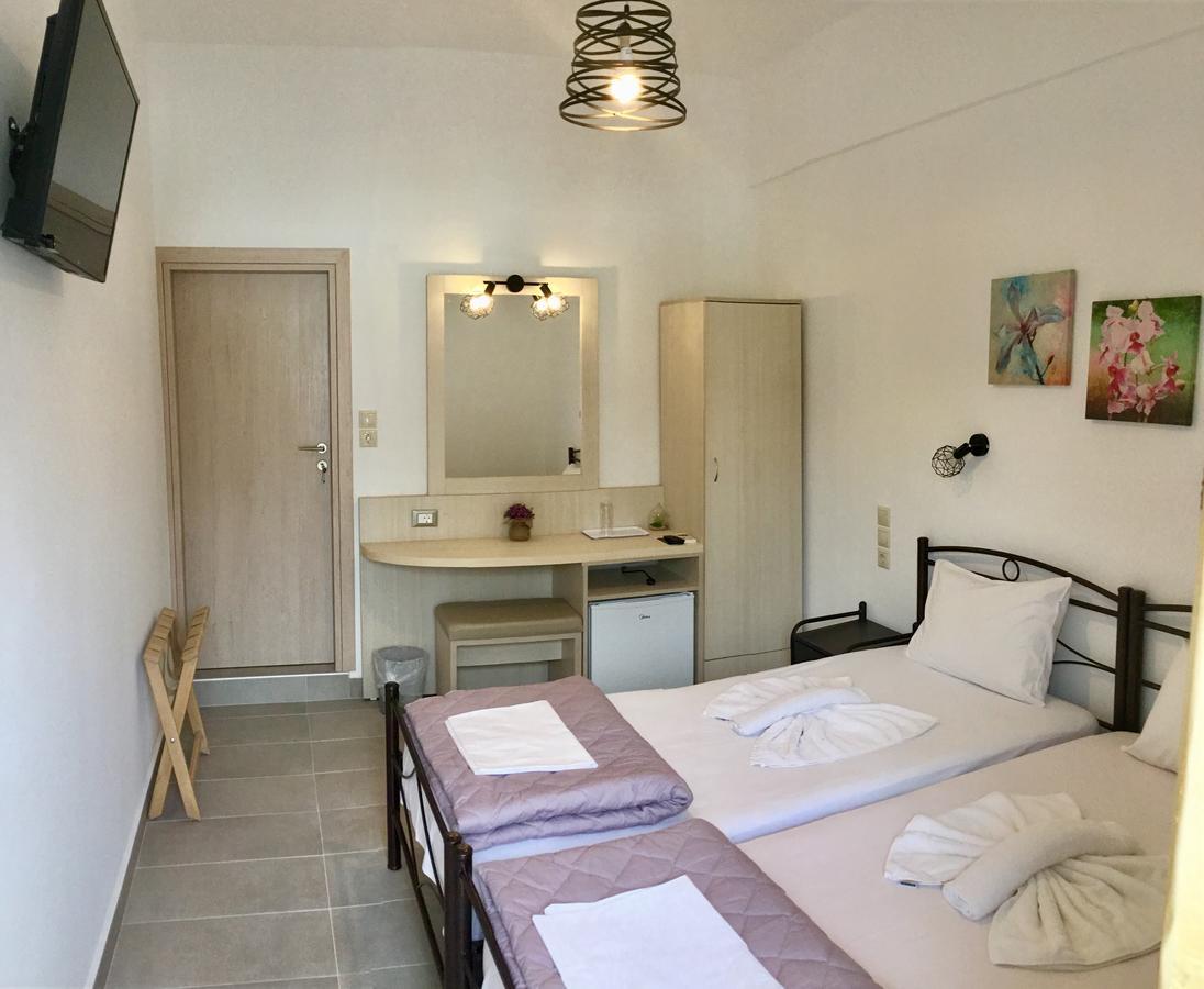 Platanos Rooms Sinoikismos Kambos ภายนอก รูปภาพ