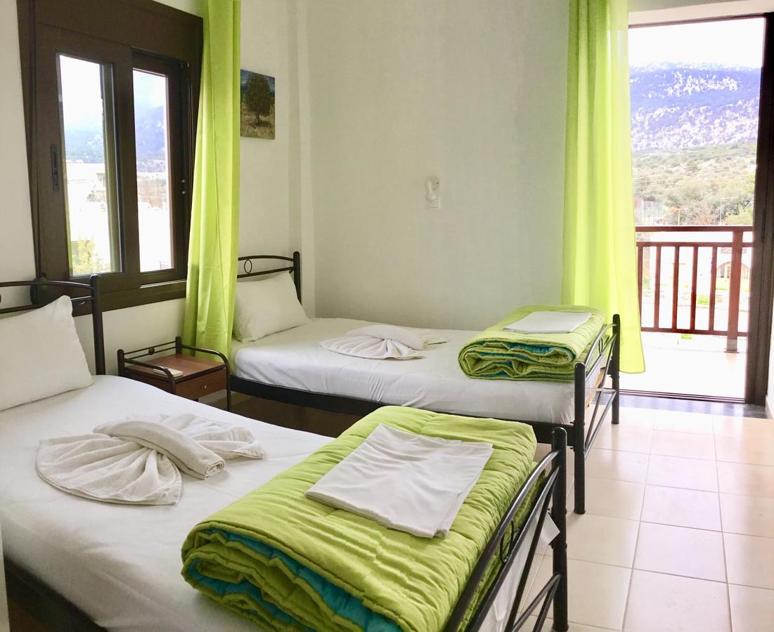 Platanos Rooms Sinoikismos Kambos ภายนอก รูปภาพ